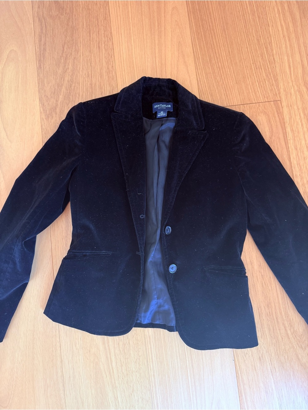 Ann Taylor Black Velvet Tailored Blazer-petite